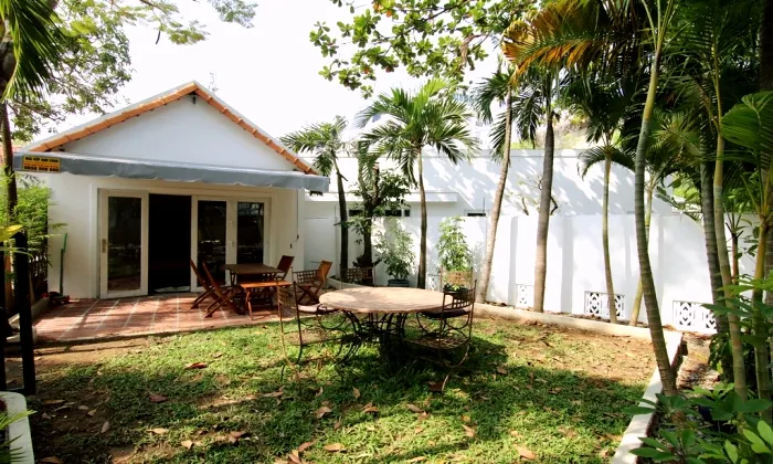 Big Garden House For Rent in An Phu Compound District 2 Ho Chi Minh City 350sqm 2,700 USD/month