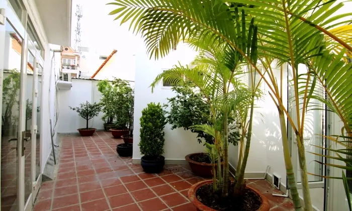 Big Garden House For Rent in An Phu Compound District 2 Ho Chi Minh City 350sqm 2,700 USD/month