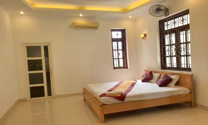 Very Nice View House For Rent in Thao Dien District 02 Ho Chi Minh City 200sqm 1,800 USD/month