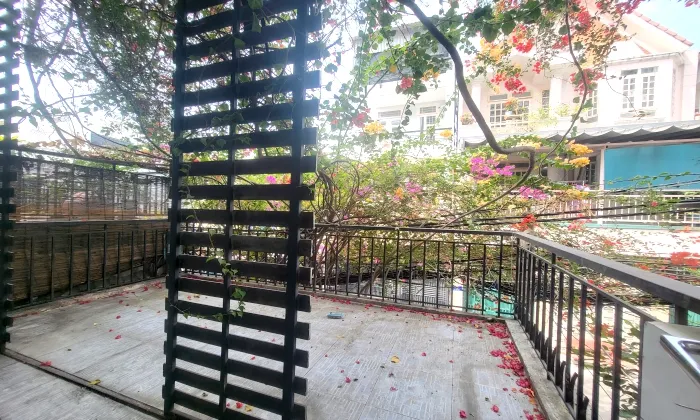 Small and Cute House For Rent in Do Quang Street Thao Dien Ward District 2 HCMC 150sqm 1,150 USD/month