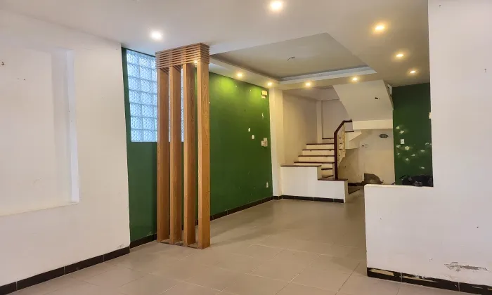Small and Cute House For Rent in Do Quang Street Thao Dien Ward District 2 HCMC 150sqm 1,150 USD/month