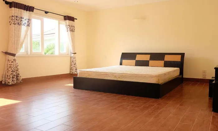 A Huge Garden And Pool Unfurnished Villa For Rent in An Phu District 2 HCMC 700sqm 4,000 USD/month