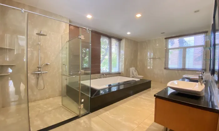 Spacious Modern Furnished Villa For Rent in An Phu District 2 Ho Chi Minh City 700sqm 4,500 USD/month