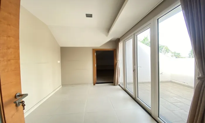 Spacious Modern Furnished Villa For Rent in An Phu District 2 Ho Chi Minh City 700sqm 4,500 USD/month