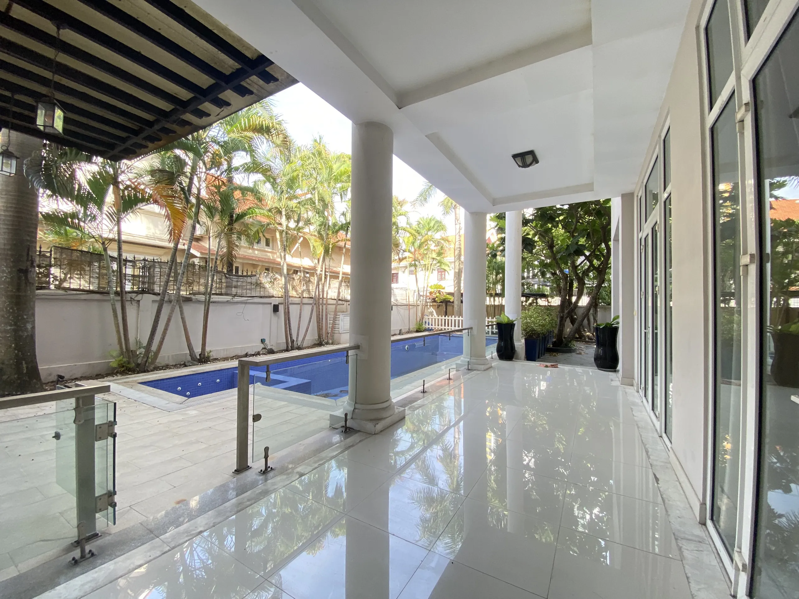 Spacious Modern Furnished Villa For Rent in An Phu District 2 Ho Chi Minh City 700sqm 4,500 USD/month