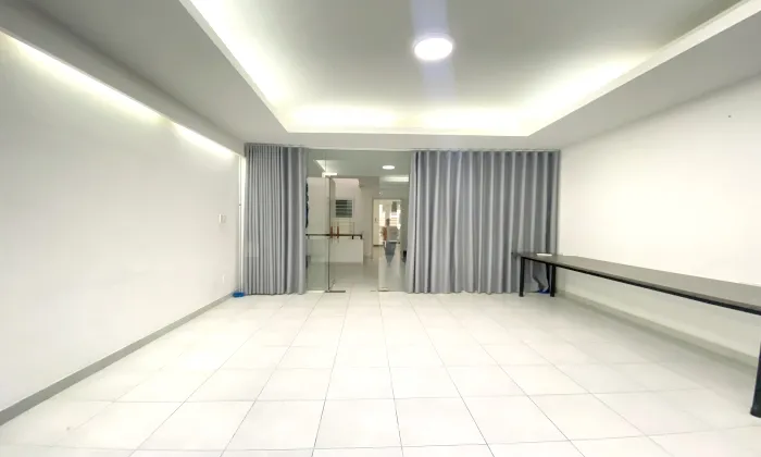 Newly House For Rent in 215 Nguyen Van Huong Street Thao Dien District 2 HCMC 350sqm 1,600 USD/month