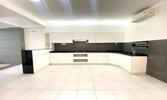Newly House For Rent in 215 Nguyen Van Huong Street Thao Dien District 2 HCMC 350sqm 1,600 USD/month