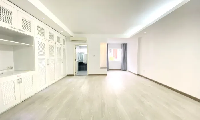 Newly House For Rent in 215 Nguyen Van Huong Street Thao Dien District 2 HCMC 350sqm 1,600 USD/month
