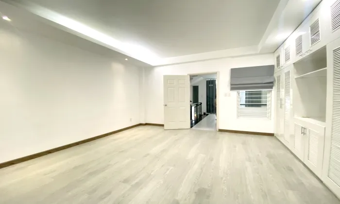 Newly House For Rent in 215 Nguyen Van Huong Street Thao Dien District 2 HCMC 350sqm 1,600 USD/month