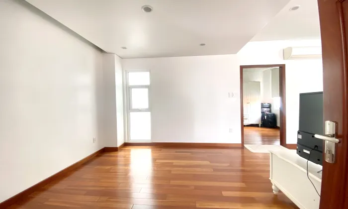 Super Modern Three Bedroom Villa For Rent in Road 43 Thao Dien Thu Duc City 500sqm 5,000 USD/month