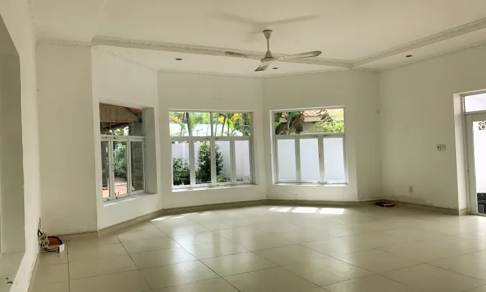 Partly Furniture Four Bedroom Villa For Rent in An Phu Compound, And Phu Ward Thu Duc city 350sqm 2,500 USD/month