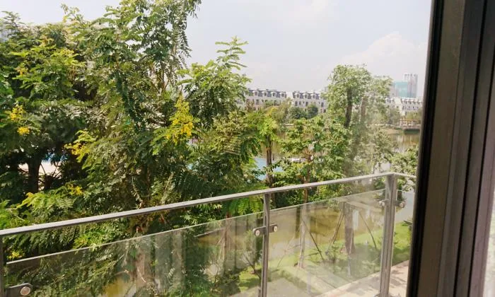 Brilliant Villas For Rent in Lake View District 2 HCM City 250sqm 1,700 USD/month