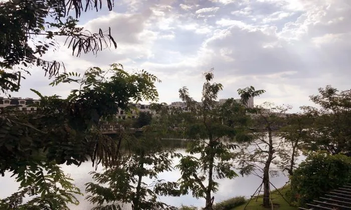 Brand New Partly Furnished Lake View Villa For Rent in District 2 Ho Chi Minh City 250sqm 1,600 USD/month
