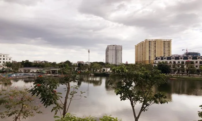 Brand New Partly Furnished Lake View Villa For Rent in District 2 Ho Chi Minh City 250sqm 1,600 USD/month