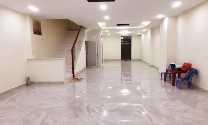 Big Shop House For Rent In Lake View City Nguyen Duy Trinh St District 2 Ho Chi Minh City 350sqm 2,000 USD/month