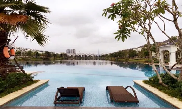 Big Shop House For Rent In Lake View City Nguyen Duy Trinh St District 2 Ho Chi Minh City 350sqm 2,000 USD/month