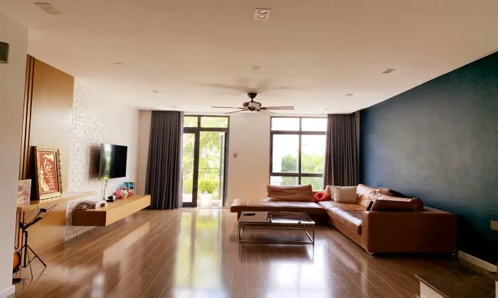 Amazing Homes For Lease In Lake View City Nguyen Duy Trinh St District 2 Ho Chi Minh City 350sqm 2,000 USD/month
