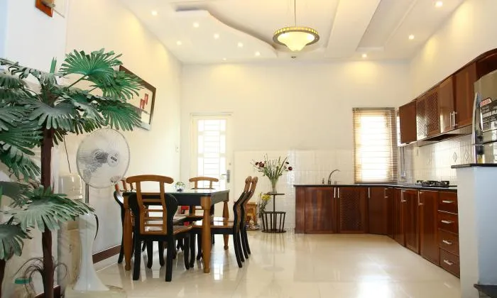 Nice Villa For Lease In Tran Nao District 2 Ho Chi Minh City 300sqm 1,200 USD/month