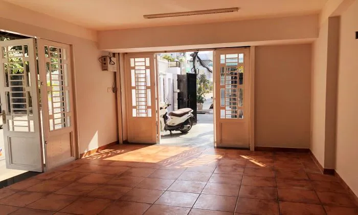 Nice Villa For Lease In Tran Nao District 2 Ho Chi Minh City 300sqm 1,200 USD/month