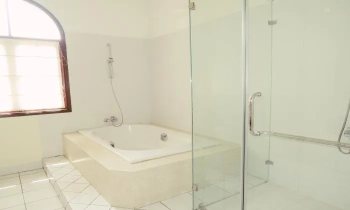 Unfurnished Villa For Rent in Thao Dien Thu Duc City Ho Chi Minh 500sqm 4,000 USD/month