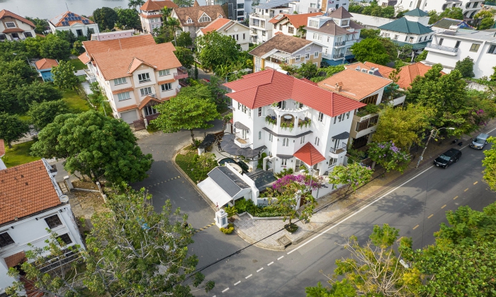 Beautiful Villa For Rent in Nguyen Van Huong St Thao Dien HCM