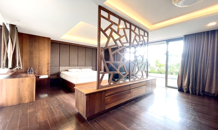 Penthouse 3 Bedrooms Serviced Apartment For Rent in District 3 HCM