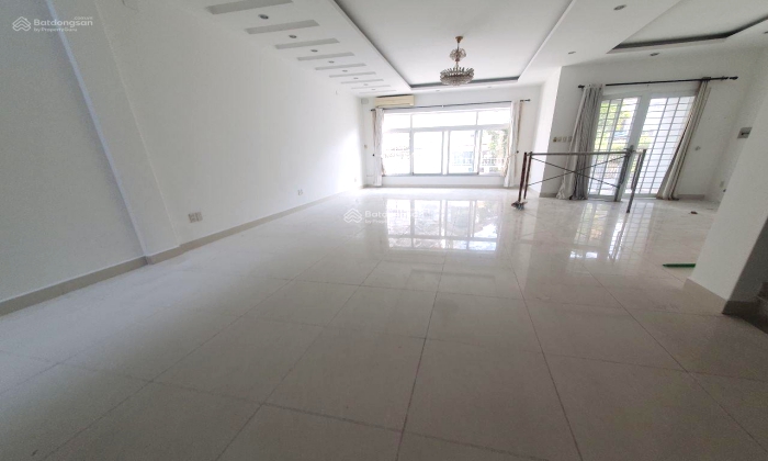 Nice House For Rent in 215 Nguyen Van Huong Thao Dien HCMC