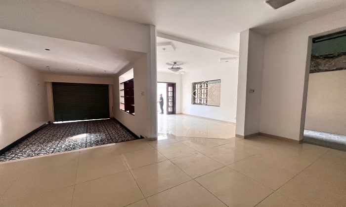 Big House For Rent in 215 Nguyen Van Huong Thao Dien HCMC