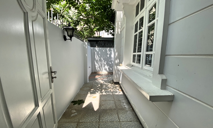 Nice conditions House For Rent in 204 Nguyen Van Huong St Thao Dien HCM