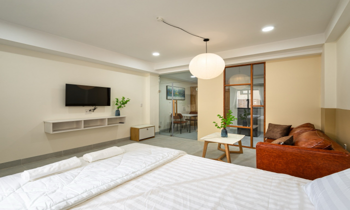 Big Windows One Bedroom Apartment For Rent in Vo Thi Sau Street Dakao District 1 HCM