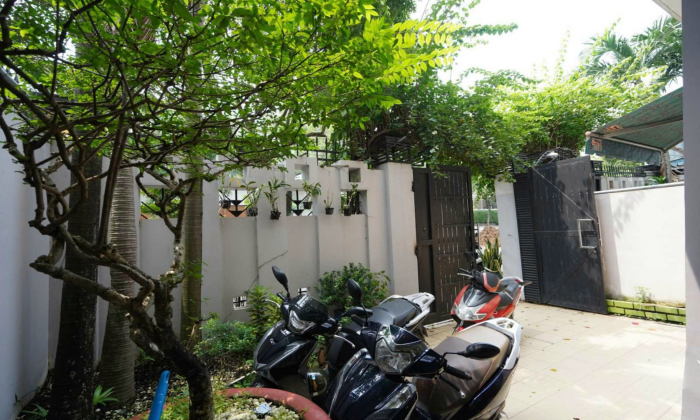 Unfurnished 03 Bedroom House For Ret=ent in Fideco Compound HCMC