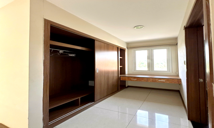 Very Good Size 02 Bedroom Apartment For Rent in District 3 HCMC