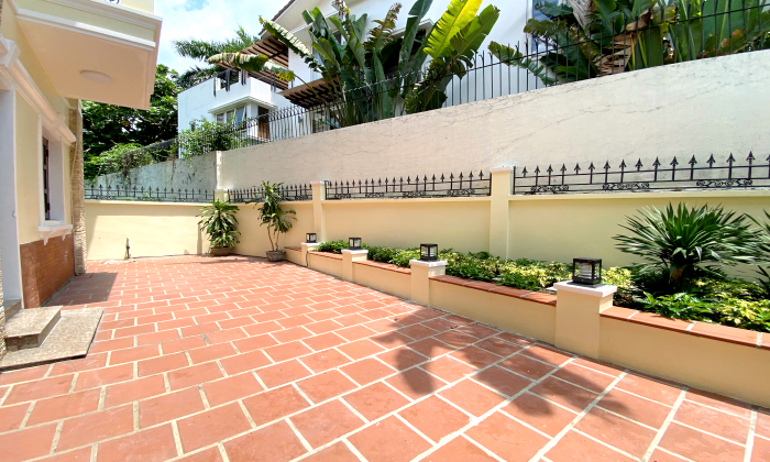 Nice Renovated Villa For Rent in 188 Nguyen Van Huong Street Thao Dien HCM