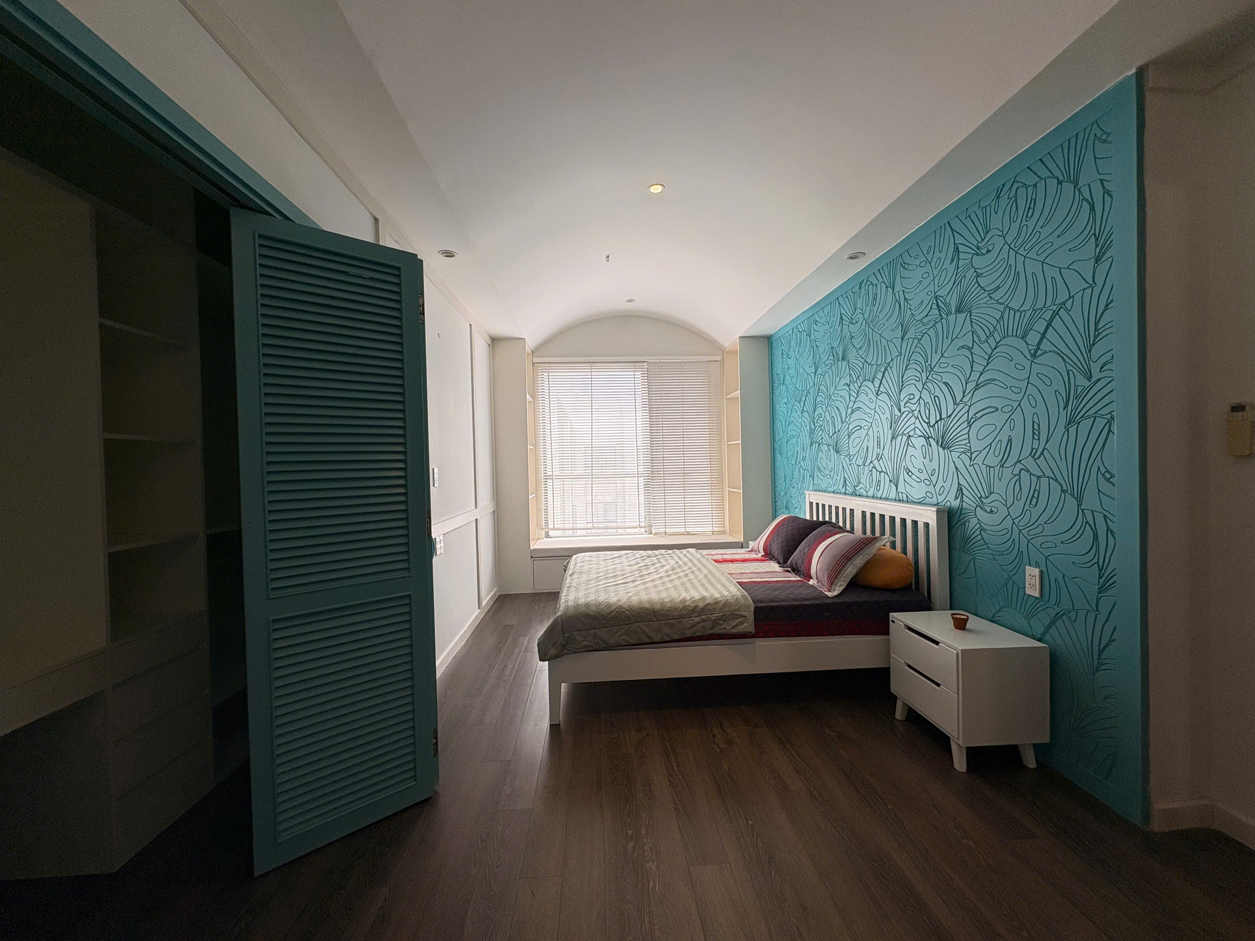 Penthouse Masteri Thao Dien For Rent 260sqm 3Beds Terrace in HCMC