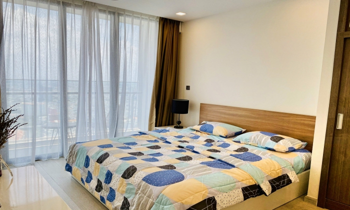 Viewing To The Zoo Three Bedroom Apartment in Golden River District 1 HCMC