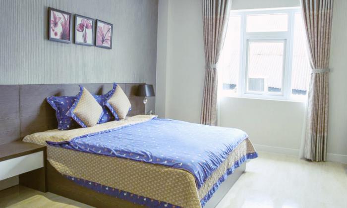 Sunny Serviced Apartment For Frent in District 1 Saigon