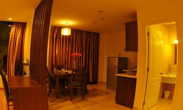 Great Serviced Apartment with A Big Bacolny - City Center View