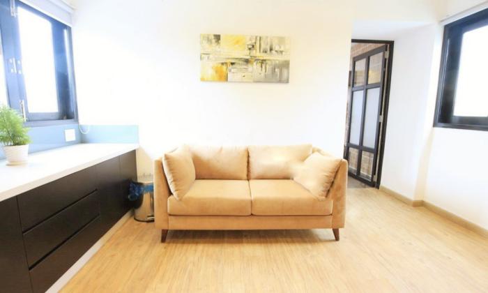 One Bedroom Apartment Facing to Canal in Hoang Sa St District 3 HCMC