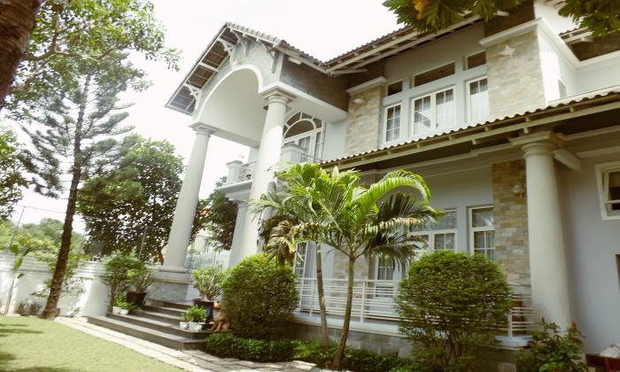 Nice Four Bedrooms Villa For Rent in Nguyen Van Huong St HCMC