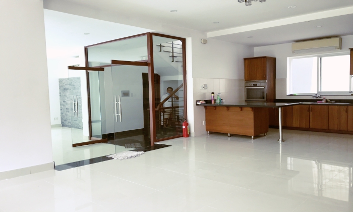 Unfurnished Pool Villa For Rent in 215 Nguyen Van Huong Thao Dien District 2 HCMC