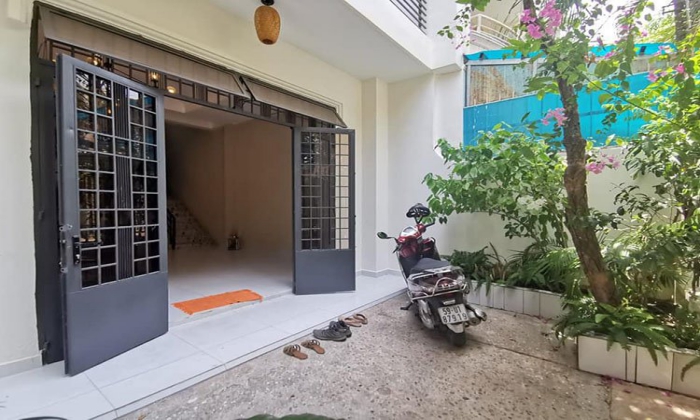 Fully Furnished House For Rent in Thao Dien District 2 Ho Chi Minh City