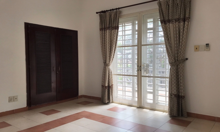 Unfurnished Three Bedroom House For Rent in Quoc Huong Thao Dien District 2 HCMC