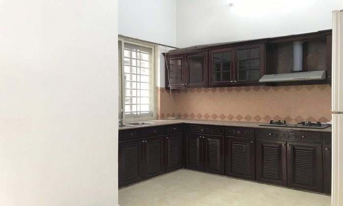 Unfurnished Three Bedroom House For Rent in Quoc Huong Thao Dien District 2 HCMC