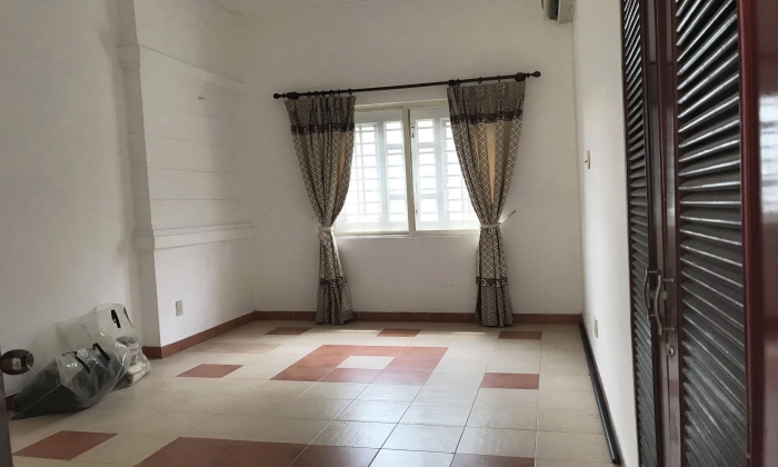 Unfurnished Three Bedroom House For Rent in Quoc Huong Thao Dien District 2 HCMC