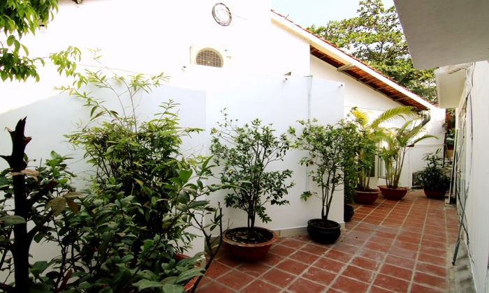 Big Garden House For Rent in An Phu Compound District 2 Ho Chi Minh City