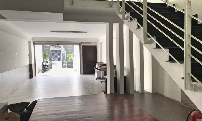 Unfurnished Four Bedroom House For Rent in Quoc Huong Street Thao Dien Thu Duc City