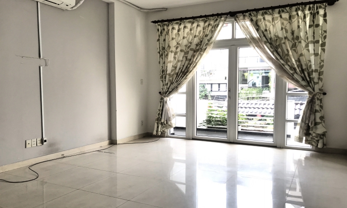 Unfurnished Four Bedroom House For Rent in Quoc Huong Street Thao Dien Thu Duc City