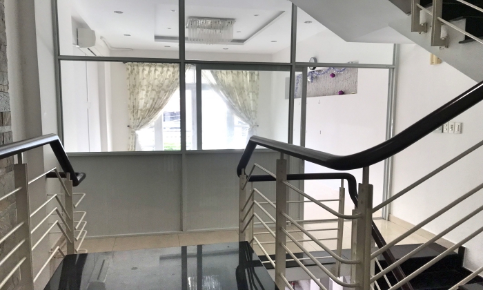 Unfurnished Four Bedroom House For Rent in Quoc Huong Street Thao Dien Thu Duc City