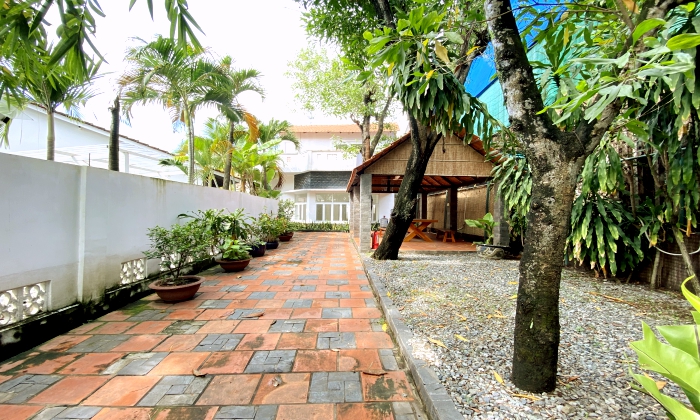 Partly Furniture Four Bedroom Villa For Rent in An Phu Compound, And Phu Ward Thu Duc city